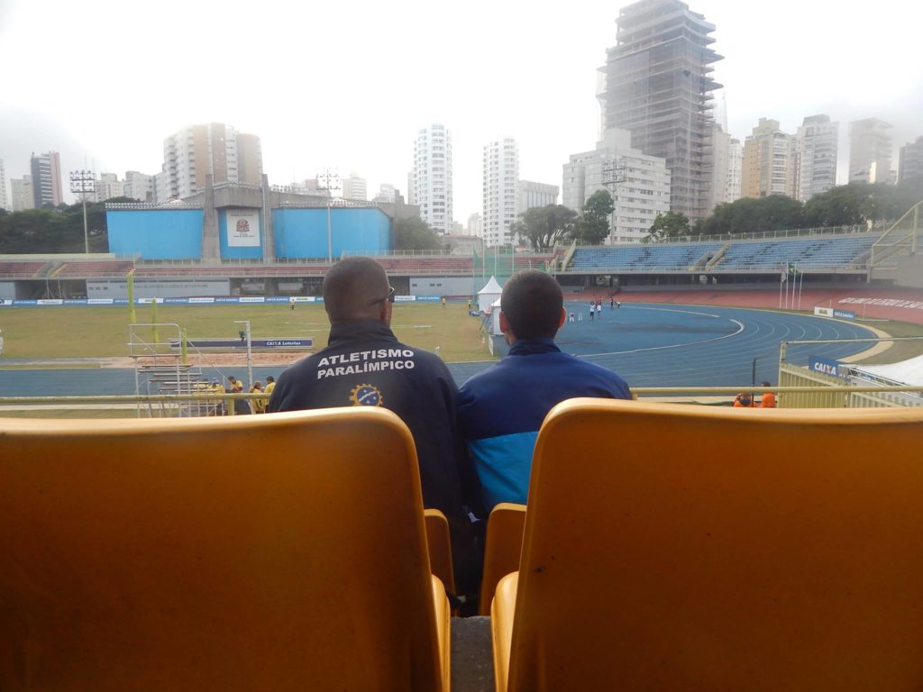 Atleta Guia e o paratleta